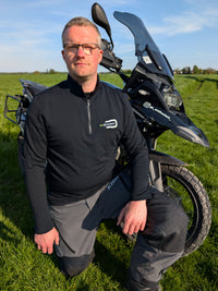 Zip-Pullover aus Merinowolle mit gesticktem Logo