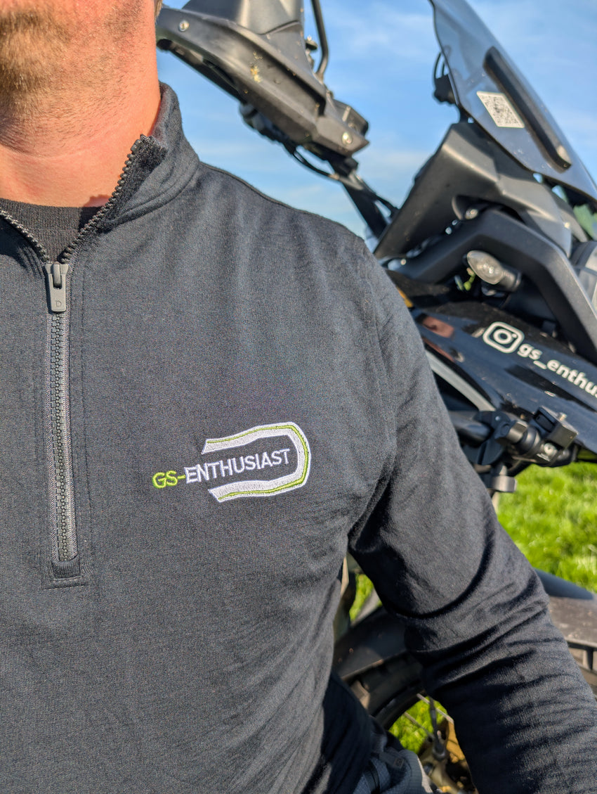 Zip-Pullover aus Merinowolle mit gesticktem Logo