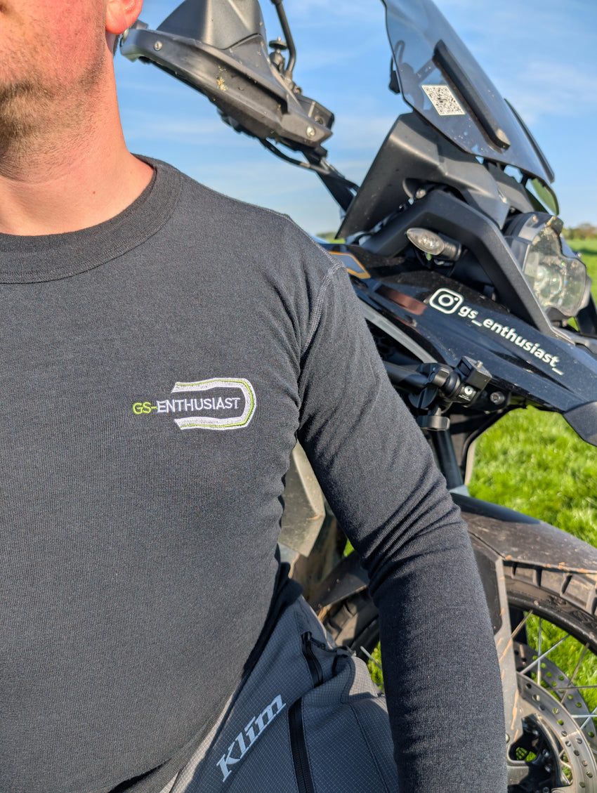 Sweatshirt aus Merinowolle mit gesticktem Logo